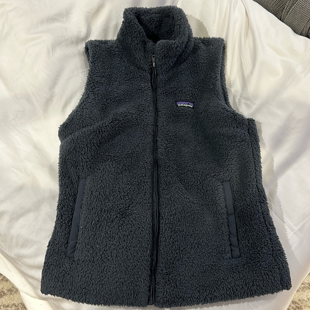 Women’s Navy Patagonia Teddy Vest